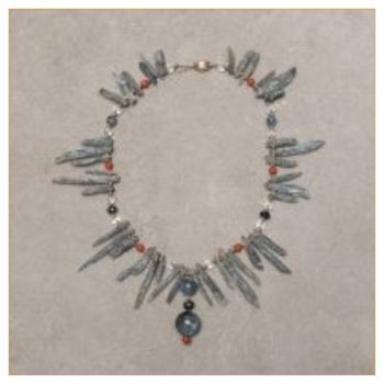 COLLAR DE CIANITA