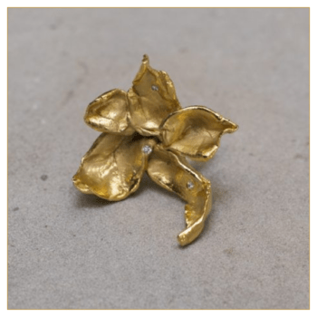Anillo "Estrella" bañado en oro con Diamantes