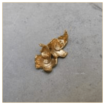BROCHE NUR