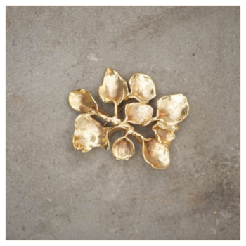 BROCHE Y COLGANTE "SOLO HOJAS" EN BRONCE BAÑADO EN ORO