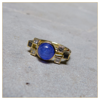 Anillo de Oro con Tanzanita y Diamantes