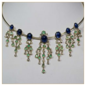 Collar aro de Oro con Zafiros, Esmeraldas y Diamantes