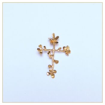 Colgante cruz de "ramitos" en bronce bañado en oro