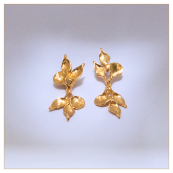 Pendientes "Hojas Colgantes" - medium/medium en Bronce bañado en Oro